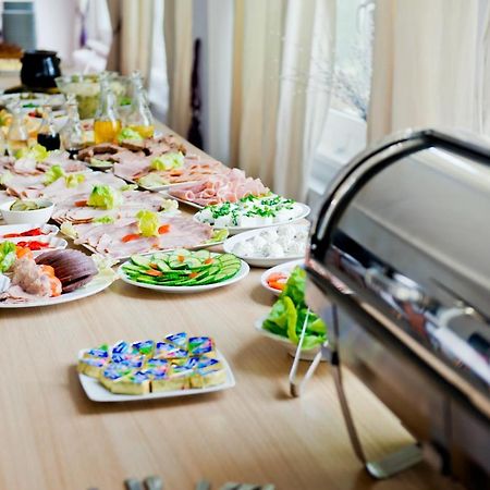 Osrodek Wypoczynkowy Jantar Hotel Krynica Morska Bagian luar foto